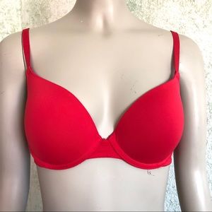 🔥BOGO FREE VS PINK Wear Everywhere red push up